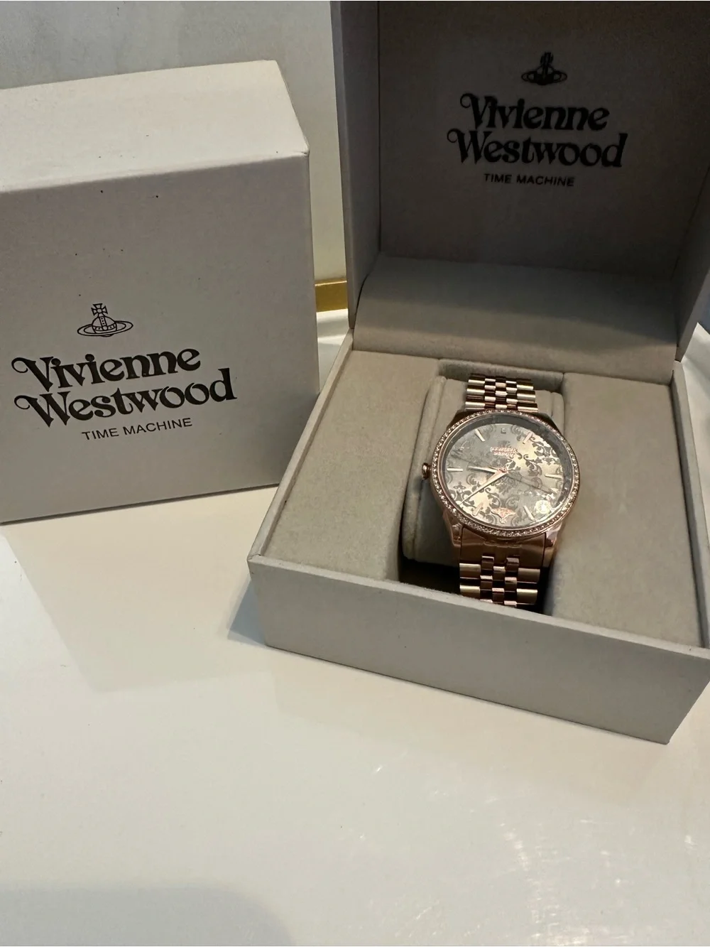 New Vivienne Westwood Wallace Rose Gold Crystal Swiss Watch w Box